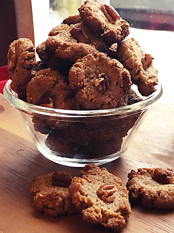 Maple Pecan Cookies